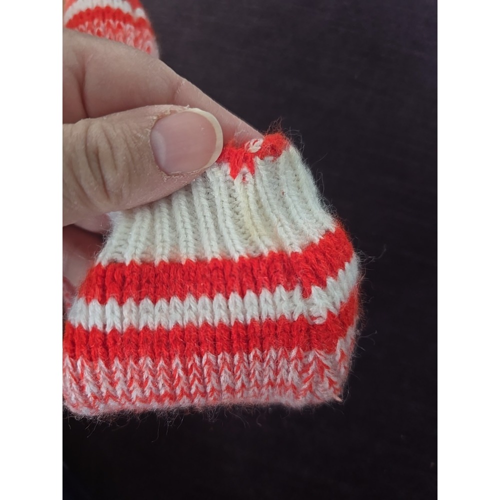 Vintage Baby Sweater 18M Strawberry Knit Red White Toddler Retro Cottagecore - Picture 7 of 7